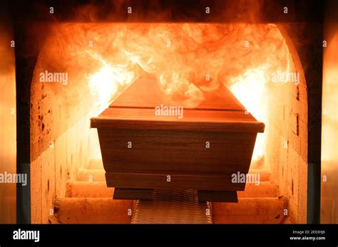 Horno De Cremación Fotografías E Imágenes De Alta Resolución Alamy