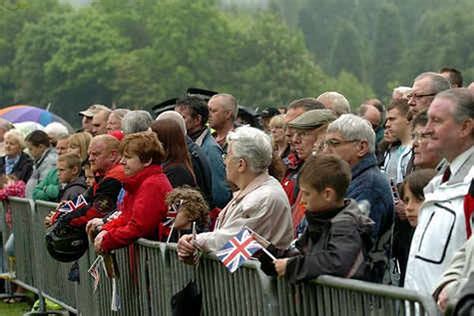 Telford Crowds Pay Tribute To Rifles Regiment Shropshire Star