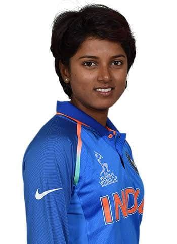 Punam raut's solid 62* (89) vs south africa. Punam Raut Biography - FancyOdds