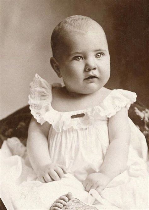Antique Photograph ~~ Sweet Beautiful Baby Vintage Baby Pictures