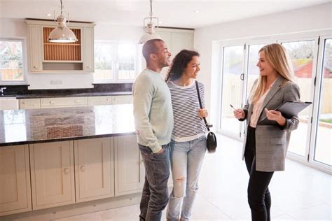 10 things you should look for when viewing a property home estate agents