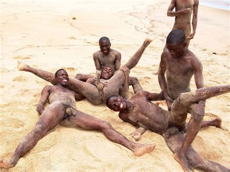 Nude Congo Jungle