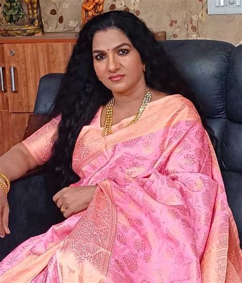 shanthi arvind bigg boss tamil wiki biography age movies serial images wikibiopic