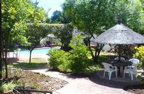 Chanters Lodge Lodge Casual Dining Restaurant In Livingstone Zambia