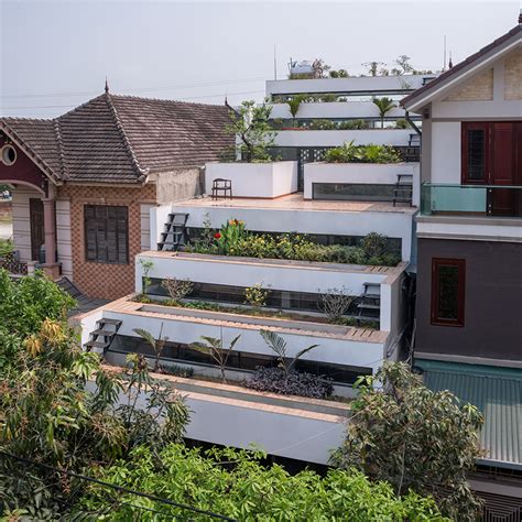 Urban Agritecture Terraced Townhouse Supports Series Of Green Roofs