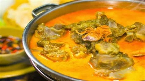 Resep ini menghasilkan 5 porsi gulai kambing. √36+ Makanan Khas Aceh Paling Terkenal Dengan Keunikan Rasanya