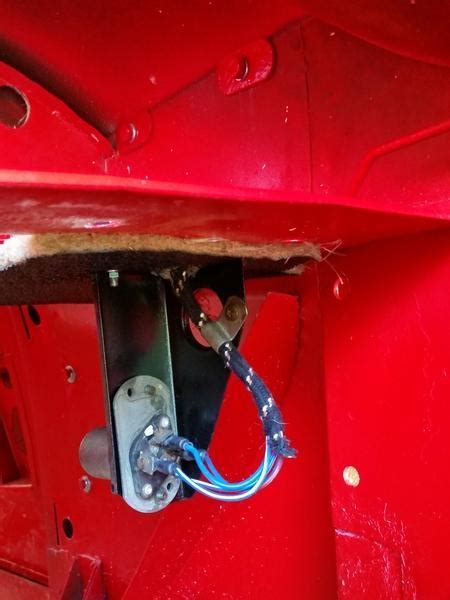 Dipper Switch Mounting Bracket Mga 1500 Lhd And Rhd And Twin Cam Lhd