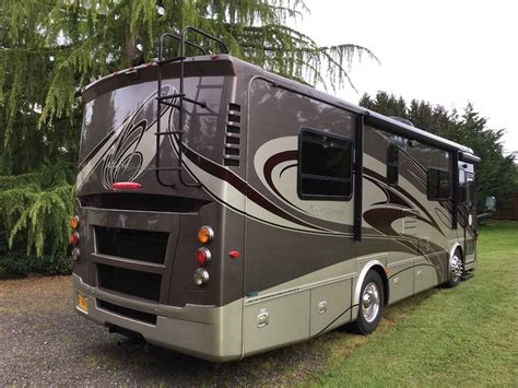 2012 Used Tiffin Motorhomes Allegro Breeze 28br Class A In Oregon Or
