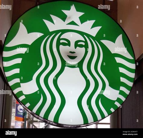Starbucks New York Hi Res Stock Photography And Images Alamy