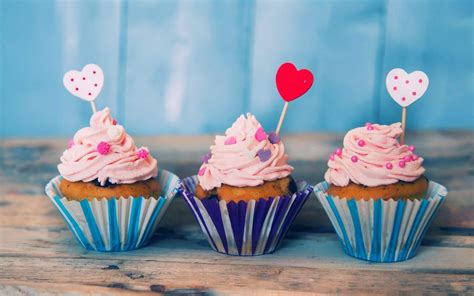 If you like, you can download pictures in icon format or directly in png image format. Cute Cupcake Wallpapers ·① WallpaperTag