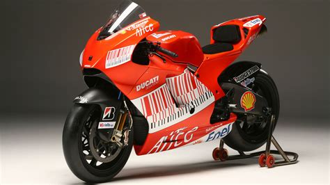 Ducati Sports Bike Wallpapers Hd Wallpapers Id 481