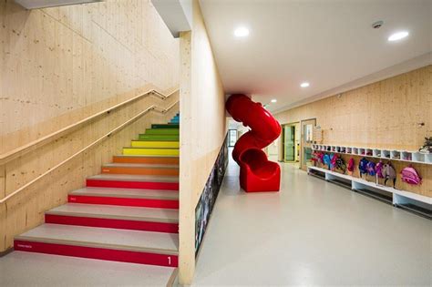 Design Detail - Numbers on stairs help kids learn to count | CONTEMPORIST