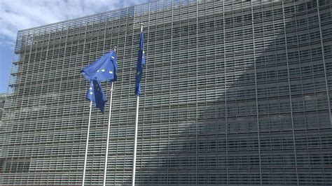 Kary Finansowe Dla Polski Komisja Europejska Zwraca Się Do Tsue