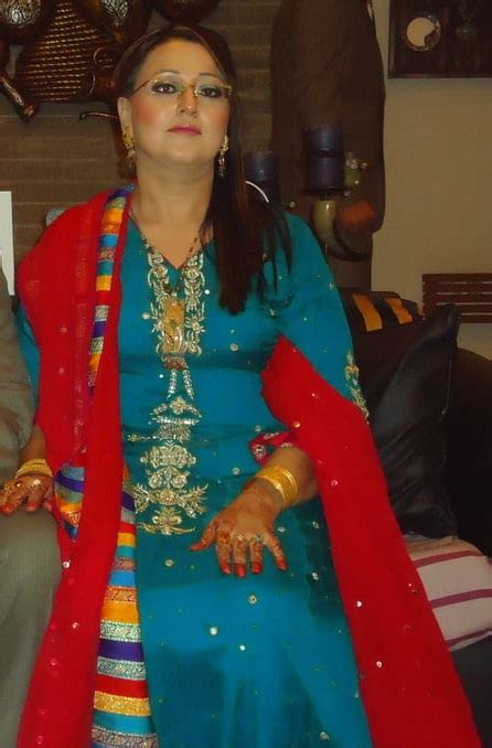 Slutty Hot Pakistani Seductive Aunty For Hardcore Sexy Indian Photos Fapdesi