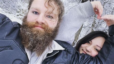 Alaskan Bush Peoples Gabe Brown Pays Tribute To Brother Shows Off Beard