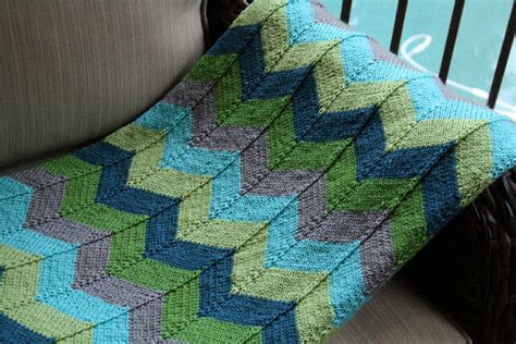 10 Free Chevron Blanket Knitting Patterns Easy Diy Projects To Knit