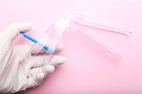 Como realizar um autoexame vaginal Informações médicas confiáveis e dicas de saúde