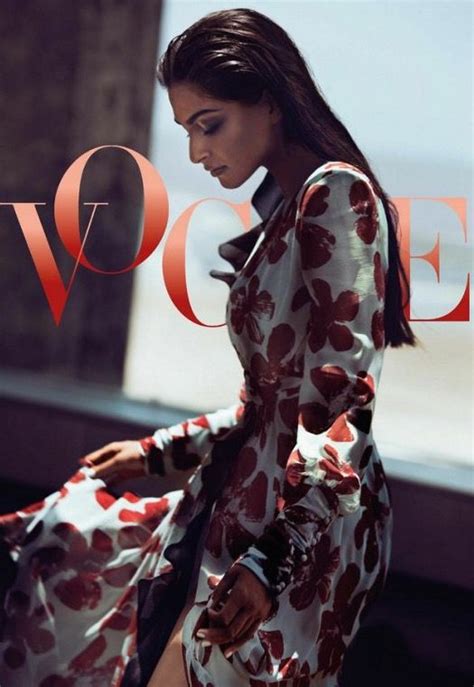 Pin By 퀸 ♏️ On Sonam Kapoor Vogue India Bollywood Fashion Sonam