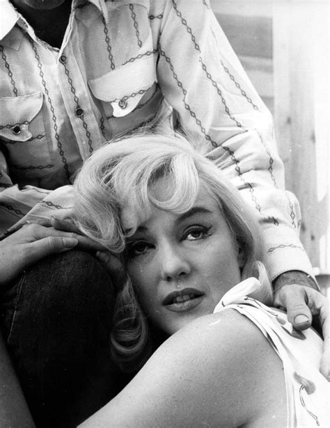 Marilyn During A Publicity Photo Session For The Misfits 1960 Marilyn Monroe Photos Marilyn