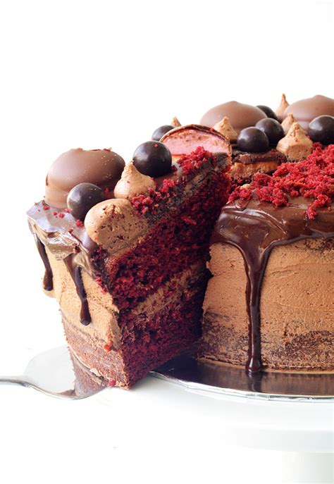 Blend ingredients until smooth, starting with 2 tbsp milk. Red Velvet Layer Cake with Chocolate Frosting — Sweetest Menu