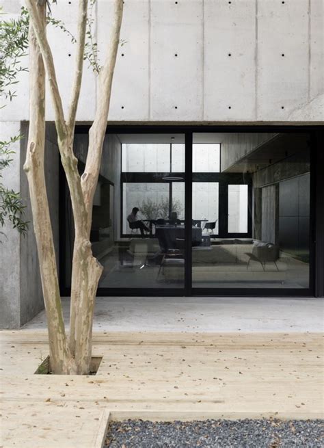 Concrete Box House Robertson Design Archdaily