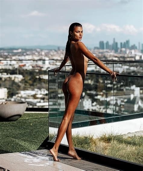 Daniela Braga Nude Hot Pics Collection Scandal Planet