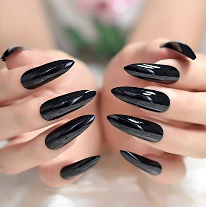 Ver más ideas sobre uñas rojas y negras, uñas rojas, manicura de uñas. Uñas acrílico negras 2019 | Uñas Acrilicas