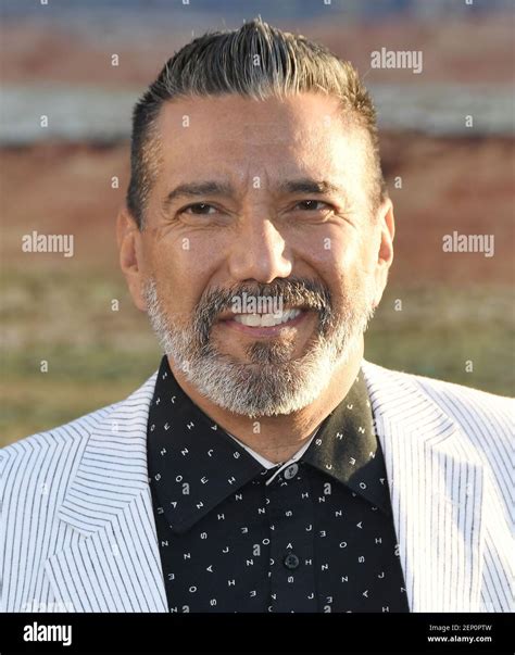 Steven Michael Quezada Arrives At Netflixs El Camino A Breaking Bad