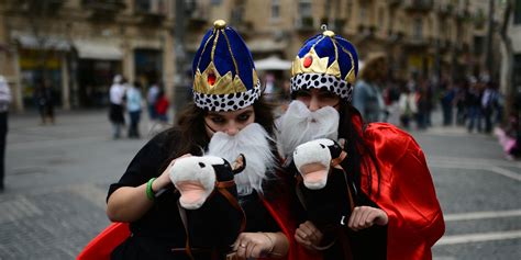 Purim 2015 Dates History And Traditions Of The Festive Jewish