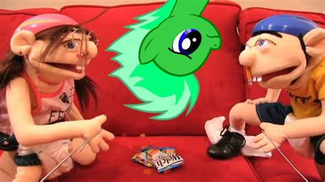 Yoshi Reacts Sml Movie Jeffys Sister Jeffys Sister Returns Youtube