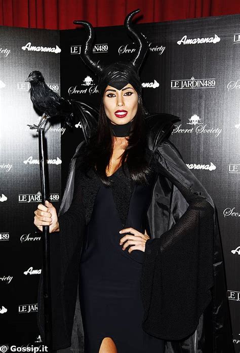 La bottega del fiore di federica martinelli community. Federica Nargi si traveste da Malefica al compleanno di ...