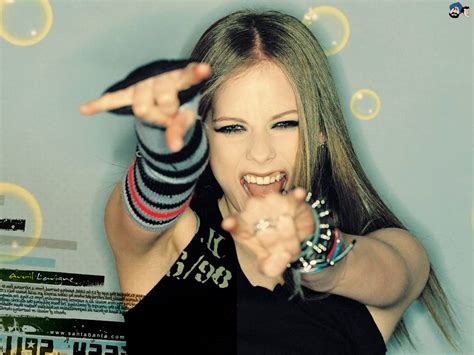 Avril Lavigne Avril Lavigne Wallpaper 42851334 Fanpop