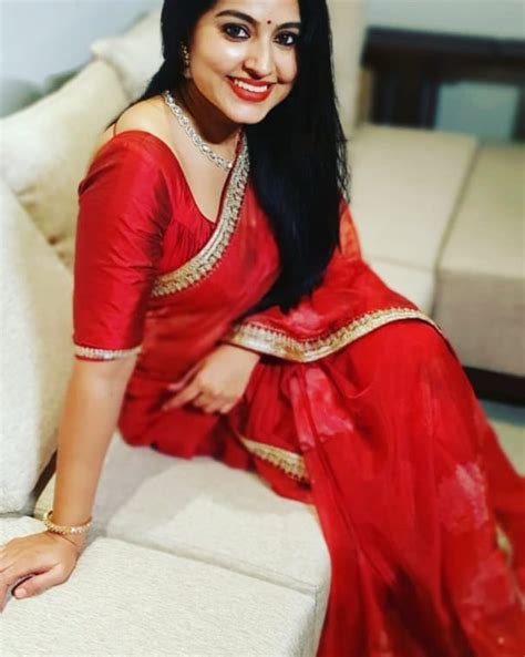 actress sneha prasanna dazzles in this glamorous organza saree from geetu haute couture south