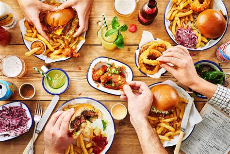When considering healthy lunch options, go for something that will be both filling and enjoyable. 8 Essential Tips For Eating Healthy Fast Food - Fast Food ...