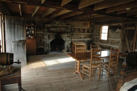 Pin By Nancy Anderson On Mountain Cabins Log Cabin Interior Log