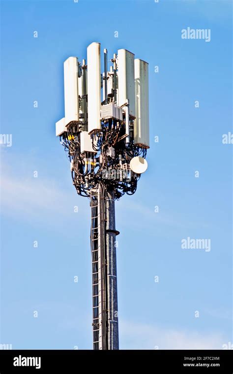 5g Mast England Hi Res Stock Photography And Images Alamy