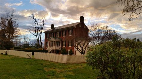 Great 18th Century House Over Six Acres In Virginia 549900 The