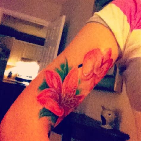 My First Tattooi Need To Add Colors And Maybe A Few More Flowers