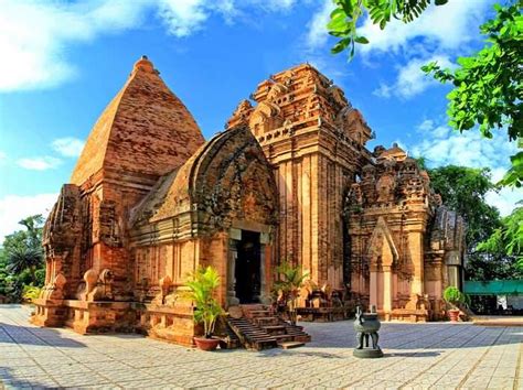 I personally feel there are so many. 8 Famous Hindu Temples In Vietnam For A Unique Holiday