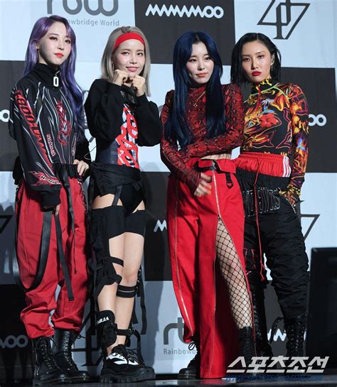 Feel free to post any comments about this torrent, including links to subtitle, samples, screenshots, or any other relevant information, watch mamamoo reality in black 2019 online free full movies like 123movies, putlockers, fmovies, netflix or download direct via. 191114 MAMAMOO @ 2nd Full Album "reality in BLACK" Press ...