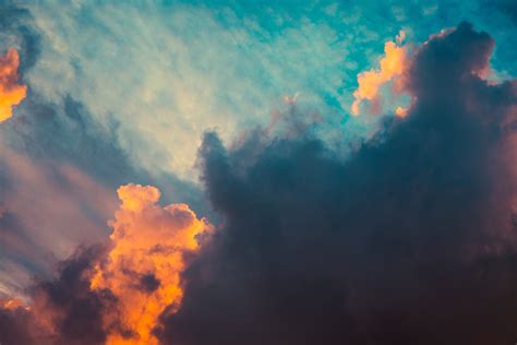 See more ideas about aesthetic wallpapers, cute wallpapers, aesthetic backgrounds. 6 Cloud Types You Need To Know When You Look Up At The Sky - Cultbizztech