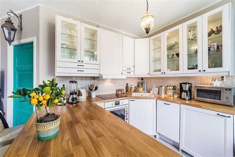 So you get lots of storage for everything from saucepans and cereal packets to mixing bowls. 8 Real Life Looks at IKEA's METOD Kitchen Cabinets ...