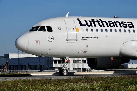 Lufthansa Fliegt Seit 30 Jahren Mit Einer Maschine Namens „plauen