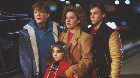 Adventures In Babysitting Movie Summary And Film Synopsis