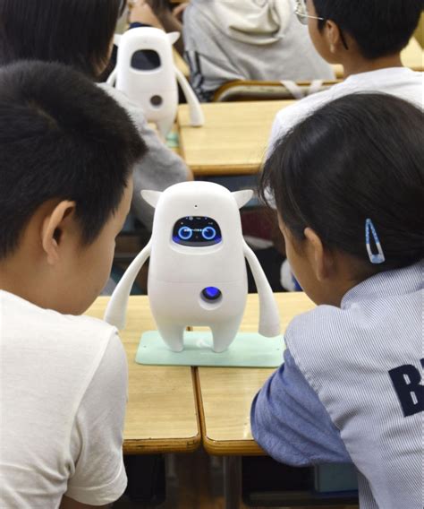Japanese School Kids Learn English From Ai Robots Japan Forward