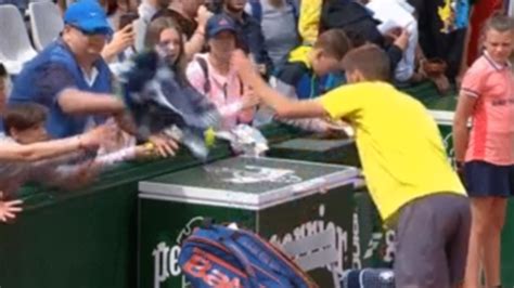 French Open Fury After Tennis Fans ‘shameless Moment Goes Viral 7news