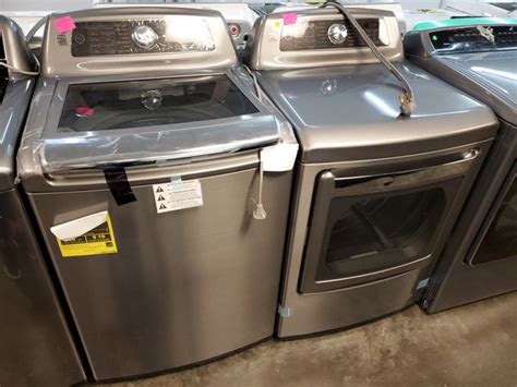 Set Washer And Dryer To New Scratch And Dent Perfect