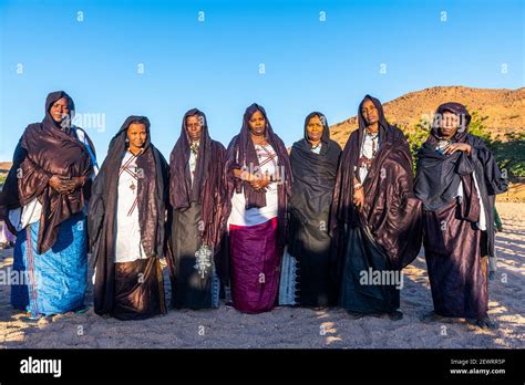 Traditional Dressed Tuareg Women Oasis Of Timia Air Mountains Niger