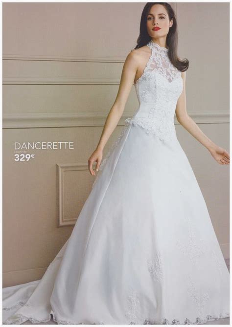 Jun 11, 2020 · ces 7 robes de mariée incarnent sept des plus belles façons de voir l'épouse. Robe De Mariee Chez Tati - Pagnific De Chez Tati Robes De Mariee Gothiques Ou Noires ...
