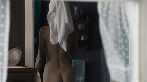Nude Video Celebs Carole Weyers Nude Rachel Brosnahan Nude Alexia Fast Nude Manhattan S01